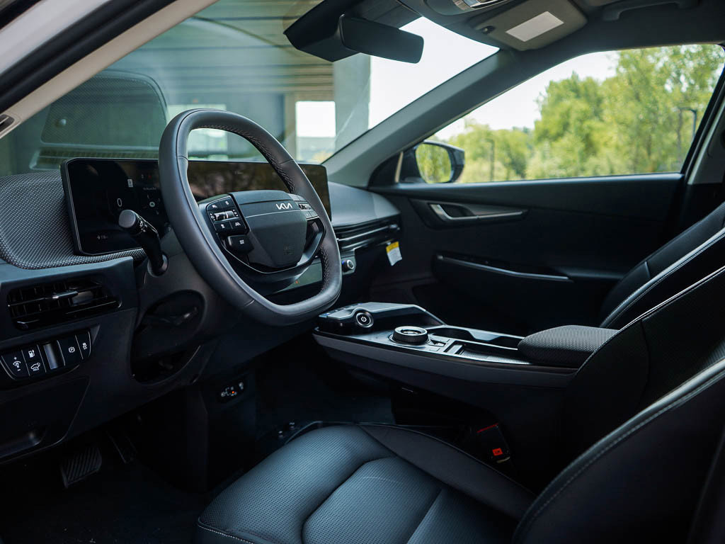 New 2026 Kia EV6 Wind AWD/4WD image 18