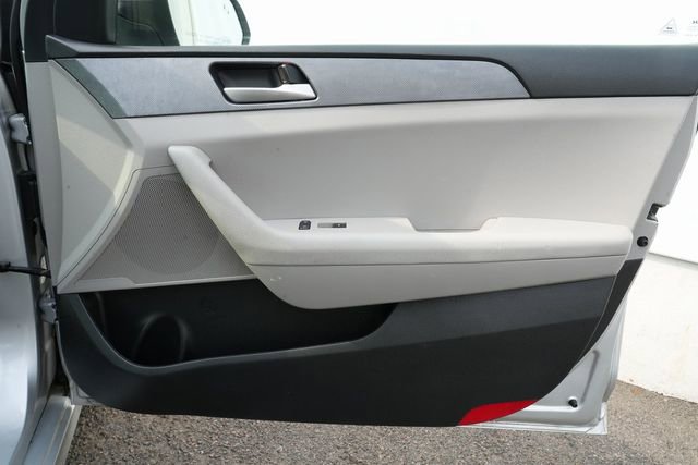 Used 2018 Hyundai Sonata SE image 29