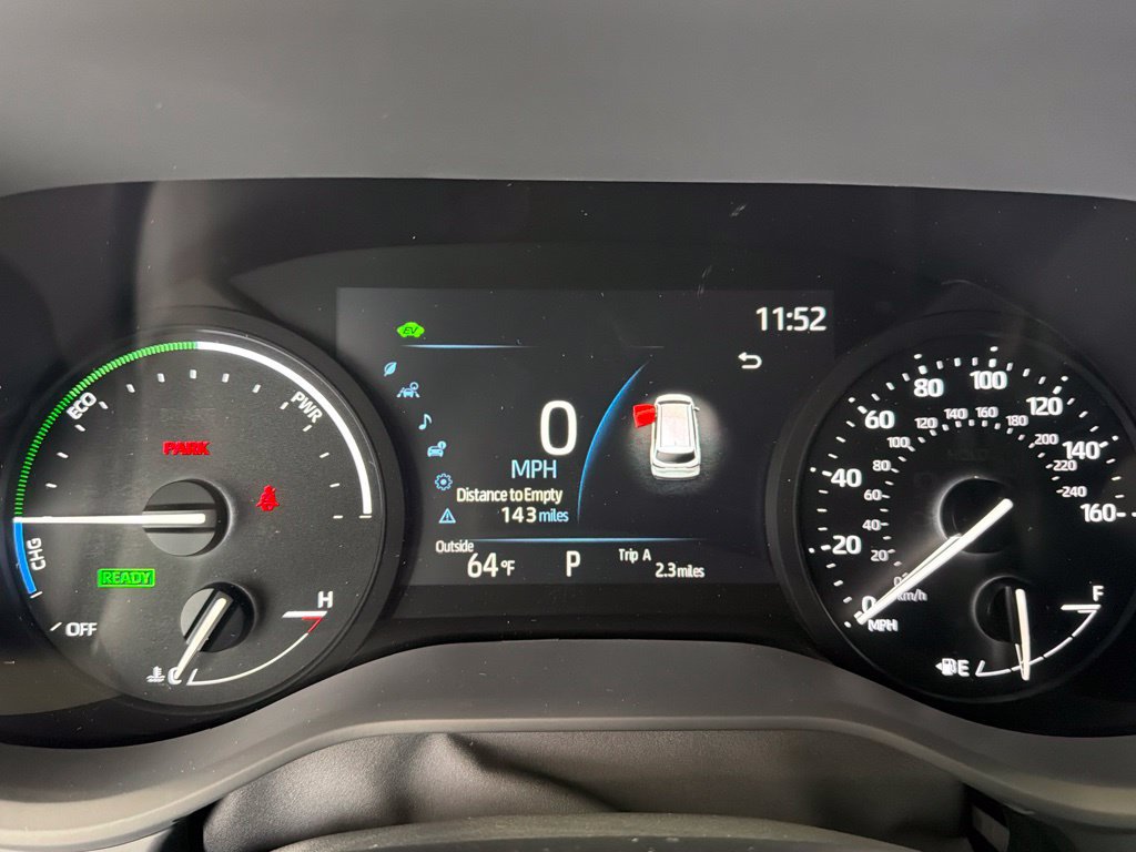 New 2026 Toyota Sienna LE FWD image 23