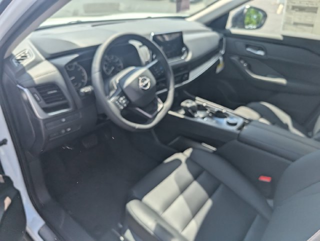 New 2026 Nissan Rogue Dark Armor AWD/4WD image 13