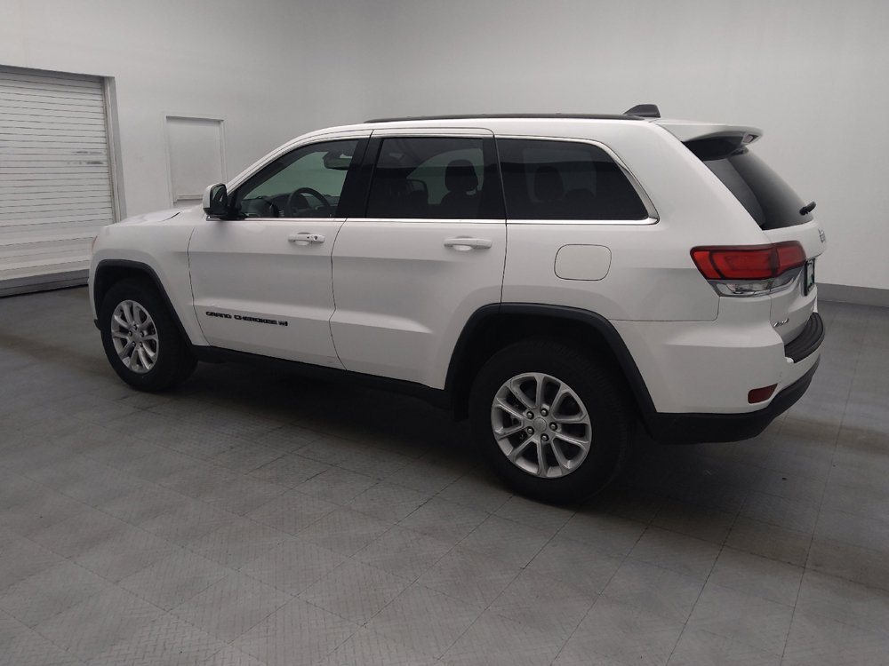 Used 2022 Jeep Grand Cherokee Laredo E AWD/4WD image 3