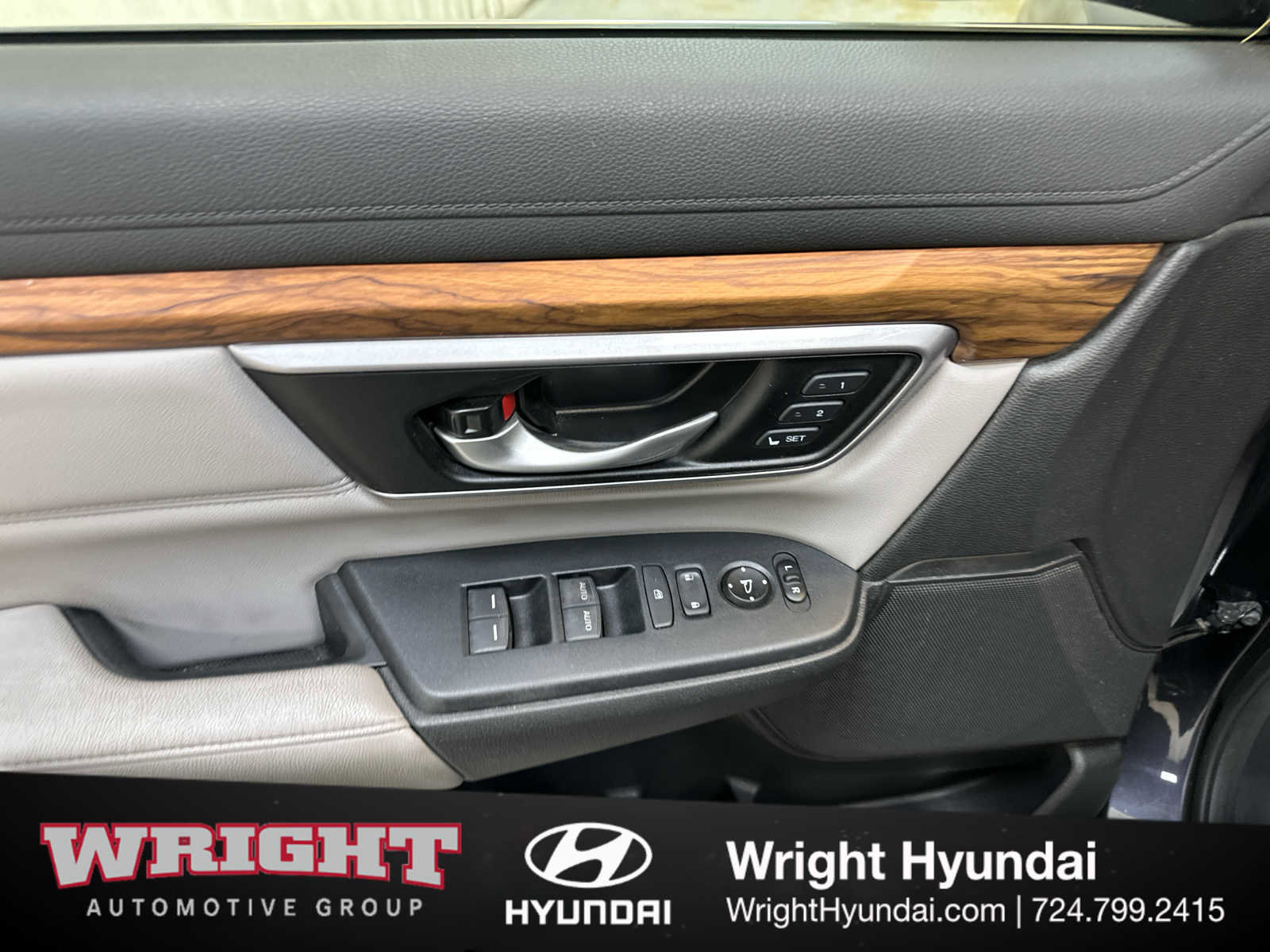 Used 2017 Honda CR-V EX-L image 10