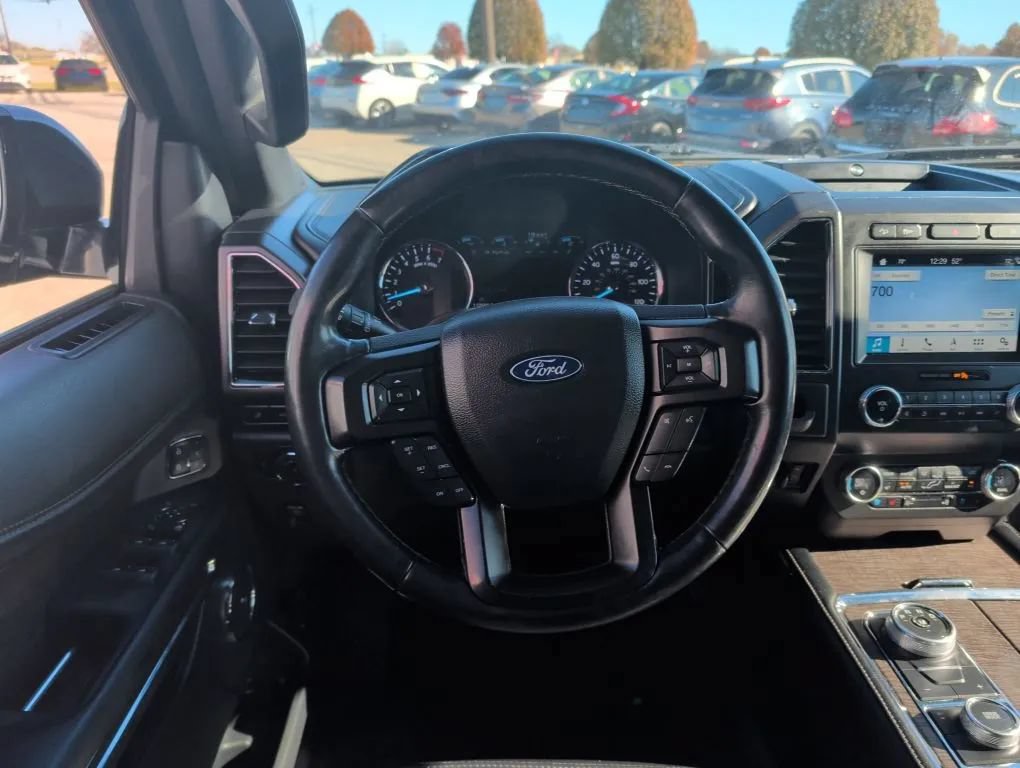 Used 2019 Ford Expedition Max Limited AWD/4WD image 24