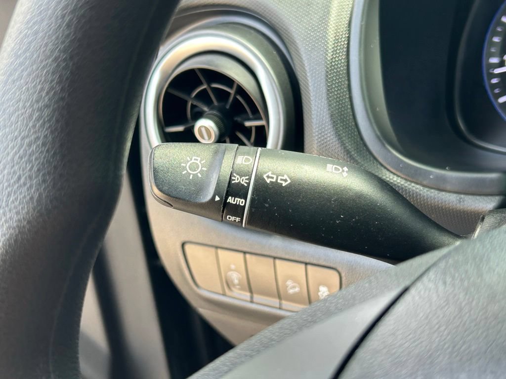 Used 2023 Hyundai Kona SE w/ Cargo Package FWD image 26
