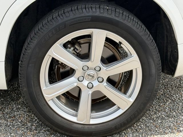 Used 2021 Volvo XC90 T5 Momentum FWD image 10