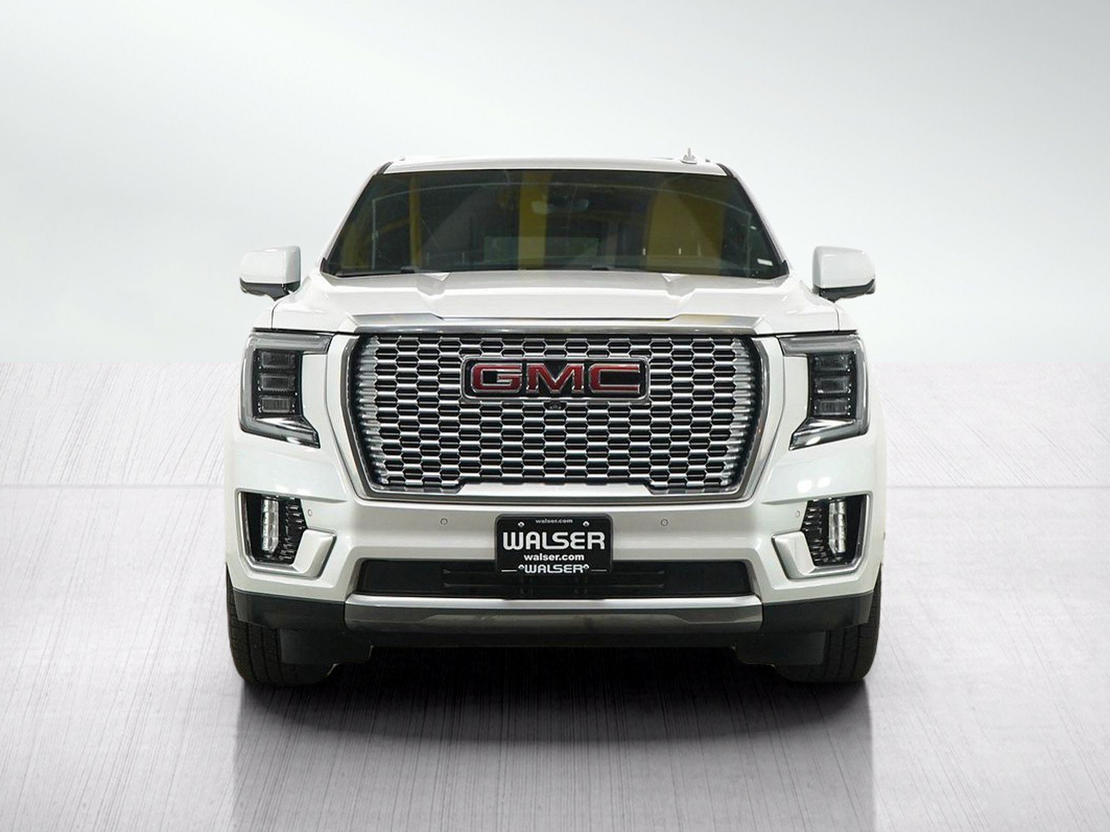 Used 2021 GMC Yukon XL Denali w/ Denali Ultimate Package AWD/4WD image 8