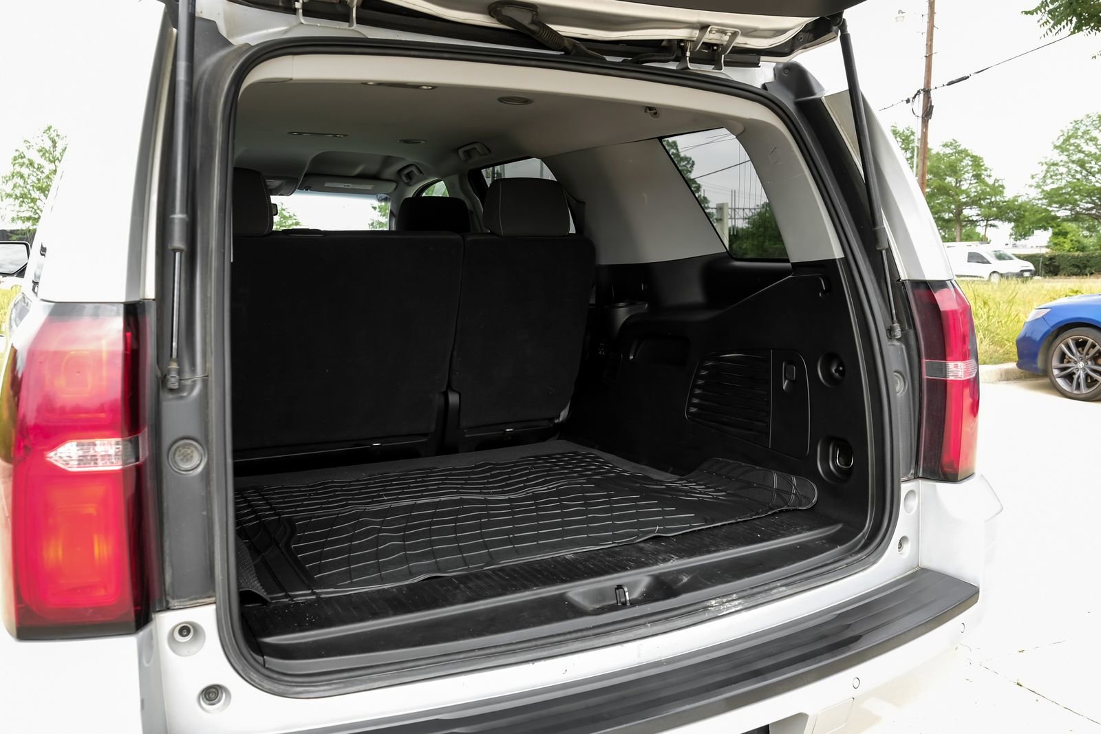 Used 2020 Chevrolet Tahoe LS RWD image 54