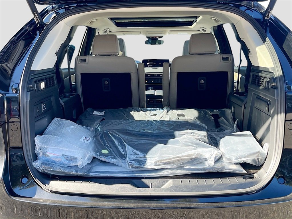 Certified 2025 MAZDA CX-90 Plug-In Hybrid w/Premium Sport image 27