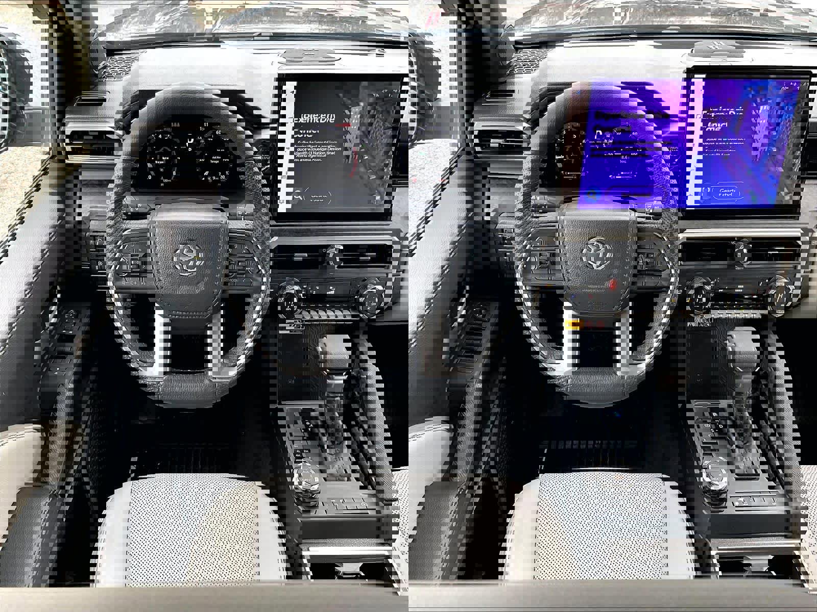 Used 2025 Toyota Tacoma Limited image 17