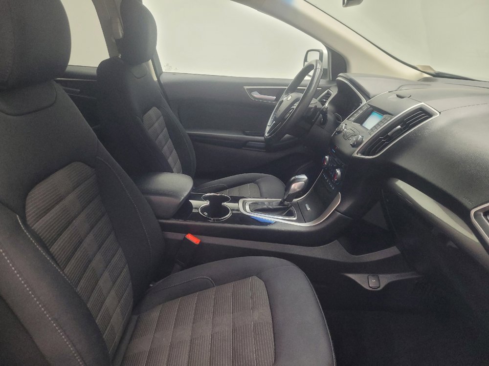 Used 2018 Ford Edge SEL FWD image 21