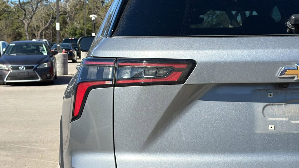 Used 2026 Chevrolet Equinox LT w/ Safety and Technology Package image 12