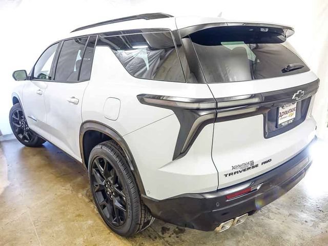 New 2026 Chevrolet Traverse RS w/ LPO, Floor Liner Package AWD/4WD image 7