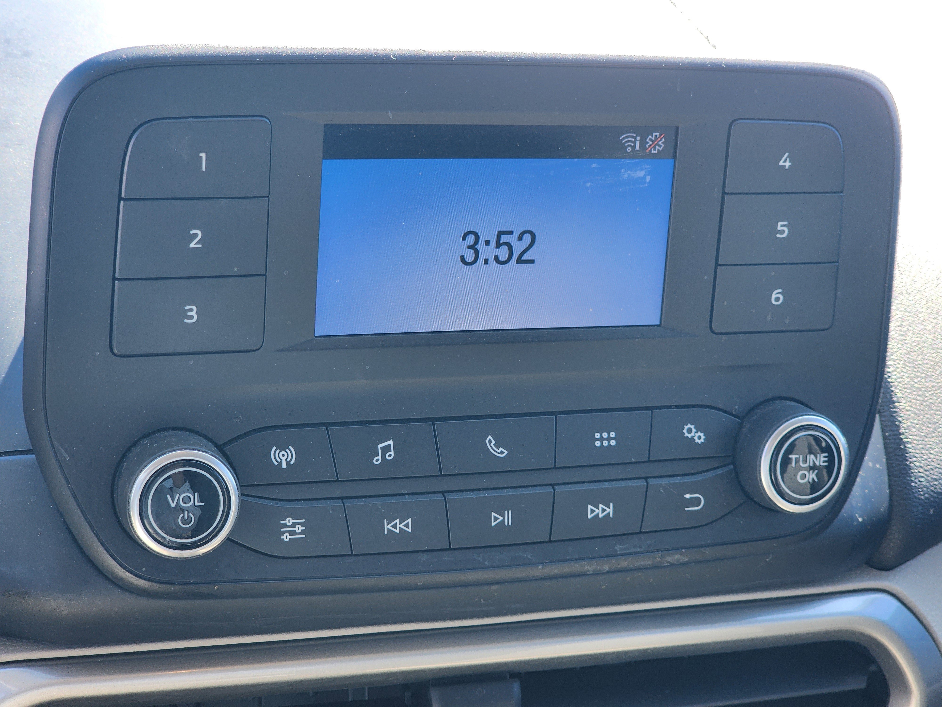 Used 2018 Ford EcoSport S FWD image 18