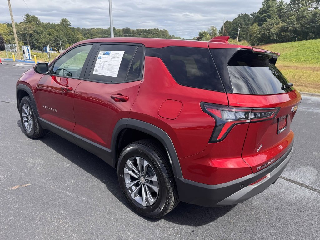 Used 2025 Chevrolet Equinox LT image 14