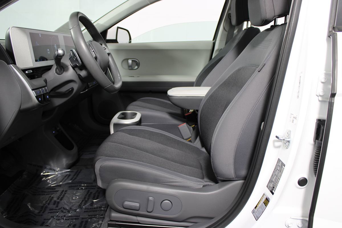 Used 2024 Hyundai Ioniq 5 SE image 7