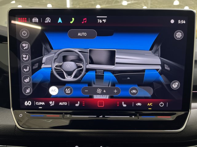 New 2026 Volkswagen GTI SE FWD image 32