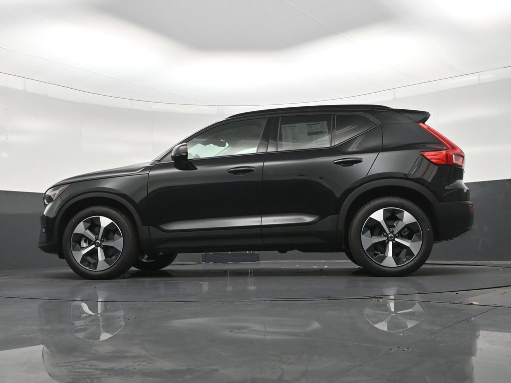 New 2026 Volvo XC40 B5 Plus w/ Protection Package Premier AWD/4WD image 22
