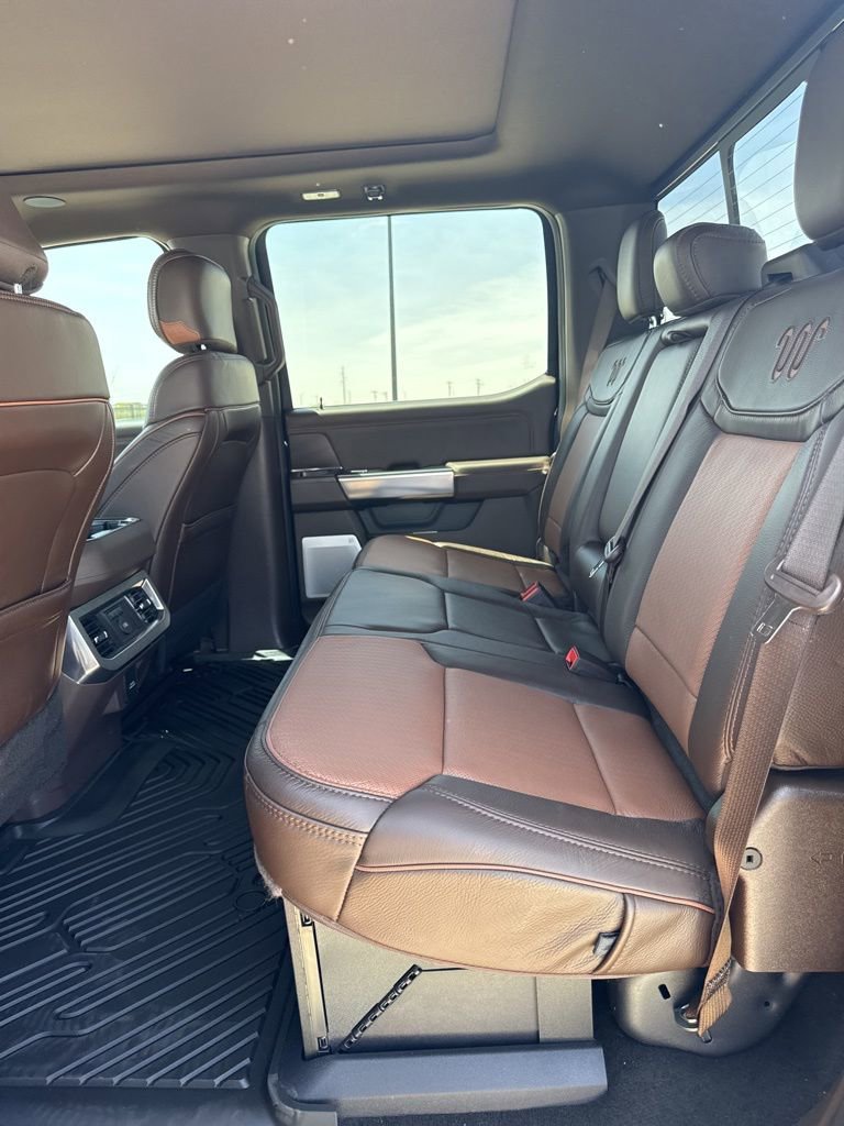 Used 2025 Ford F250 King Ranch w/ FX4 Off-Road Package AWD/4WD image 14