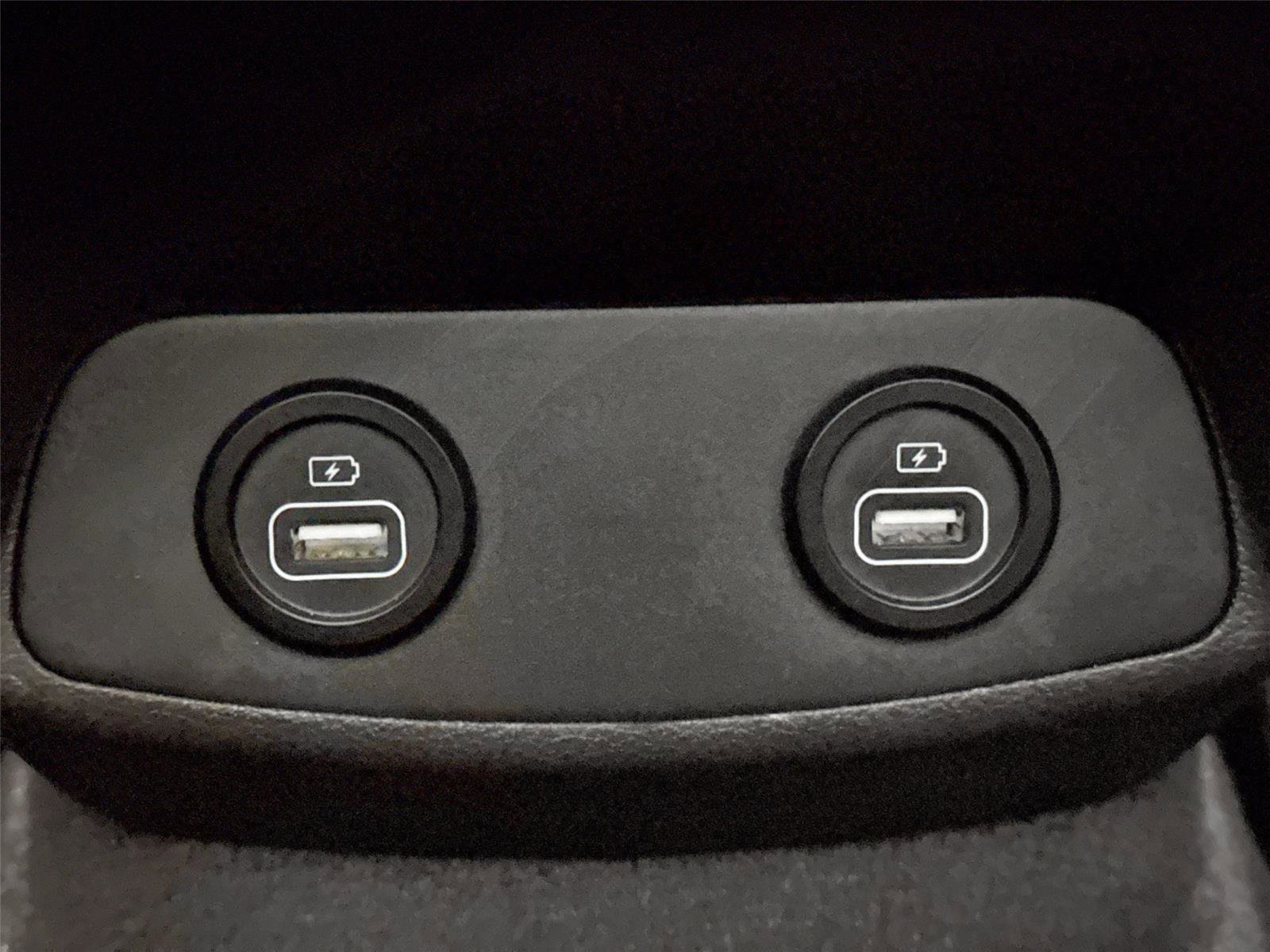 Used 2022 Hyundai Santa Fe SEL Premium AWD/4WD image 38