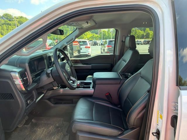 Used 2025 Ford F250 Lariat w/ Black Appearance Package AWD/4WD image 14