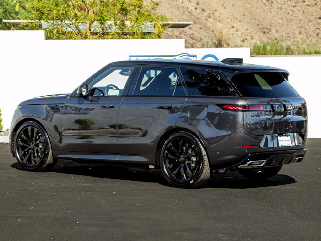 New 2026 Land Rover Range Rover Sport Dynamic SE AWD/4WD image 9