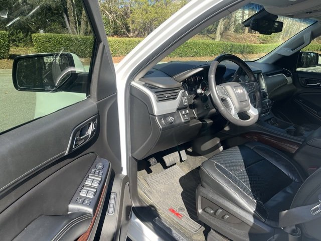 Used 2018 GMC Yukon XL SLT w/ Premium Edition image 4