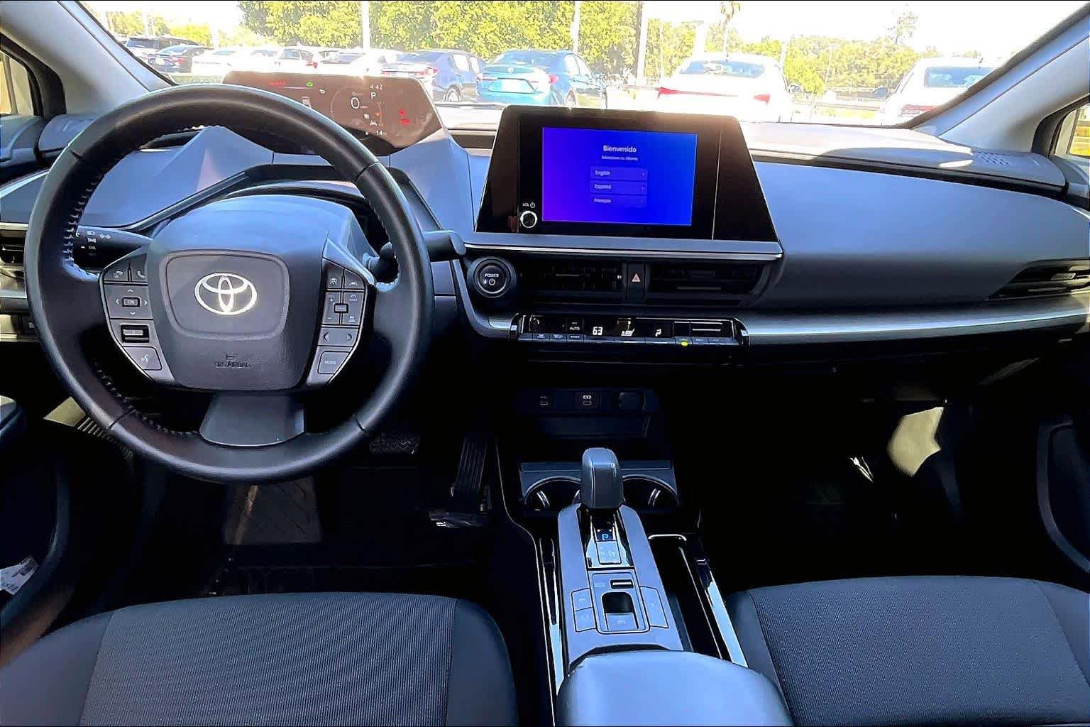 Used 2024 Toyota Prius LE FWD image 15