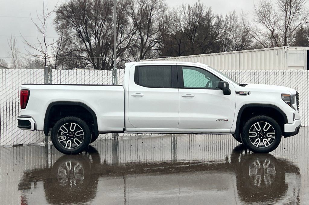 New 2026 GMC Sierra 1500 AT4 AWD/4WD image 3