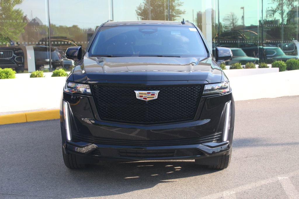 Used 2023 Cadillac Escalade Sport w/ Touring Package AWD/4WD image 8