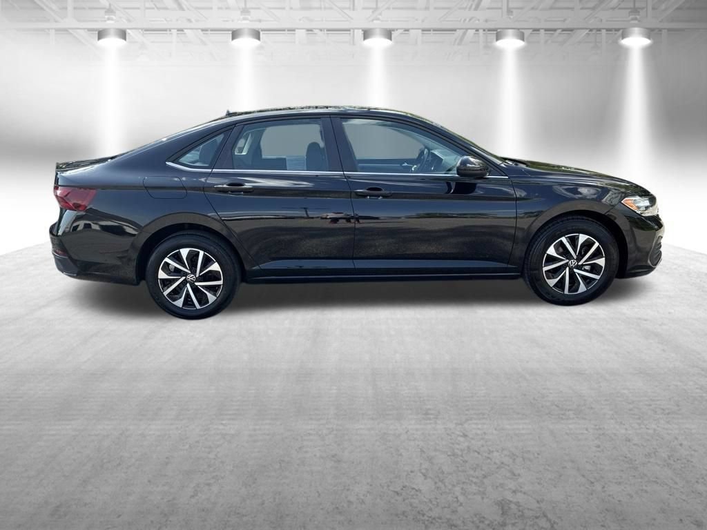 Used 2024 Volkswagen Jetta S FWD image 7