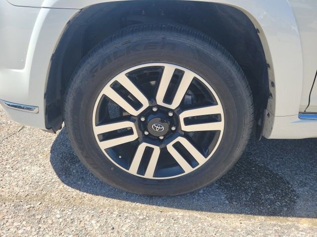 Used 2023 Toyota 4Runner Limited image 31