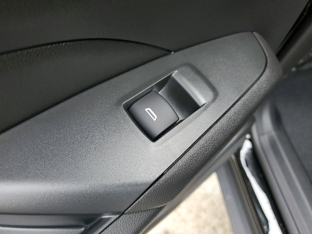 New 2026 Chevrolet Trax LT image 16