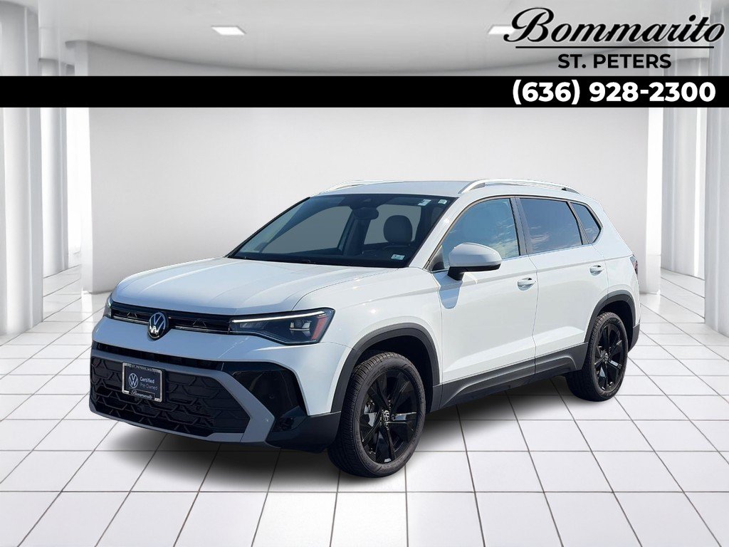 Certified 2025 Volkswagen Taos SE w/ Black Wheel Package