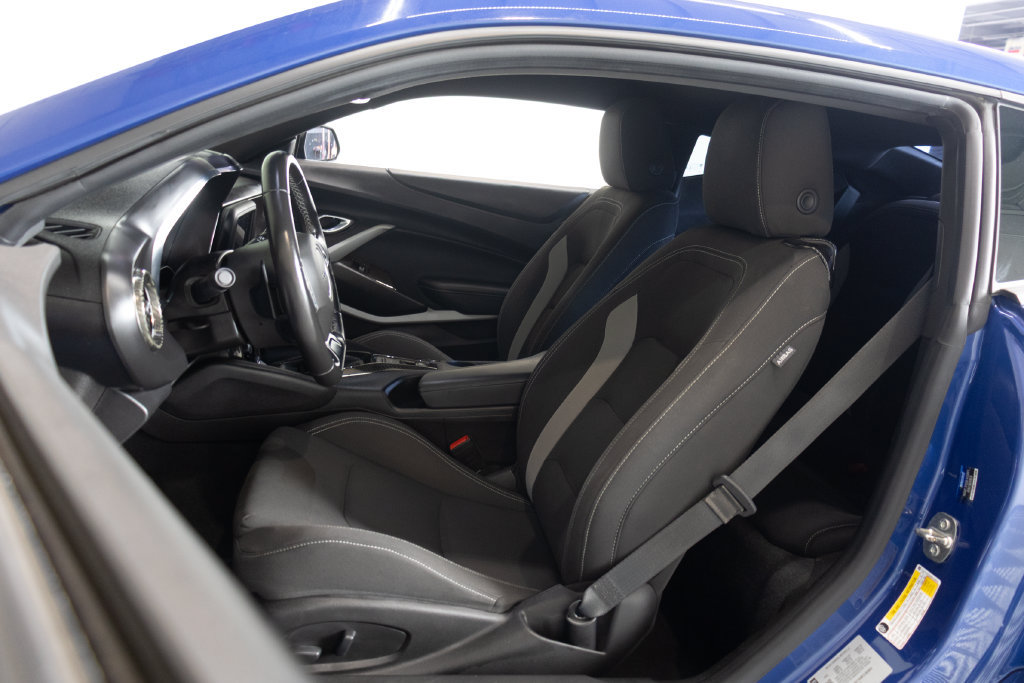 Used 2021 Chevrolet Camaro LT RWD image 17
