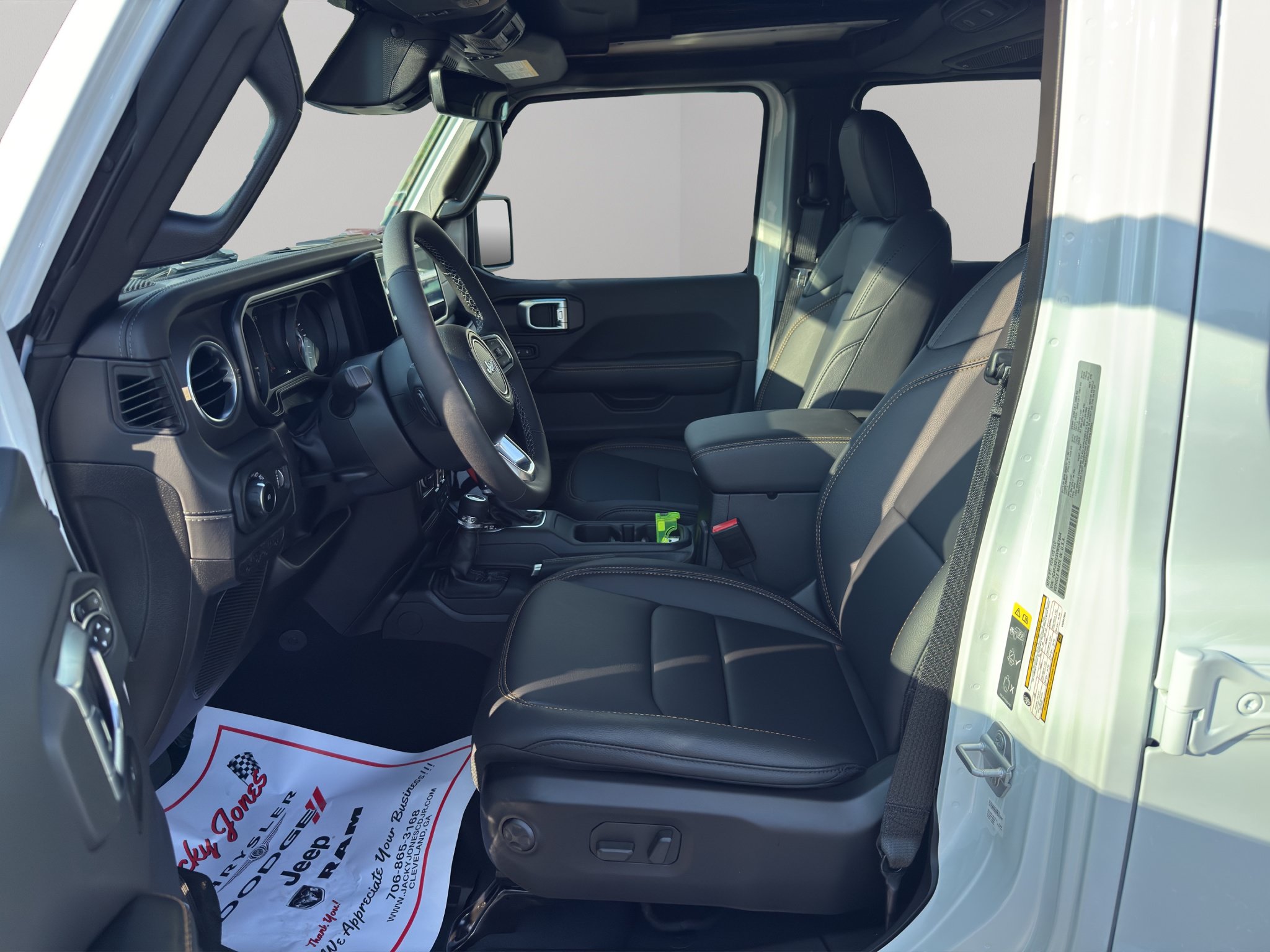 New 2027 Jeep Wrangler Unlimited Sahara AWD/4WD image 3