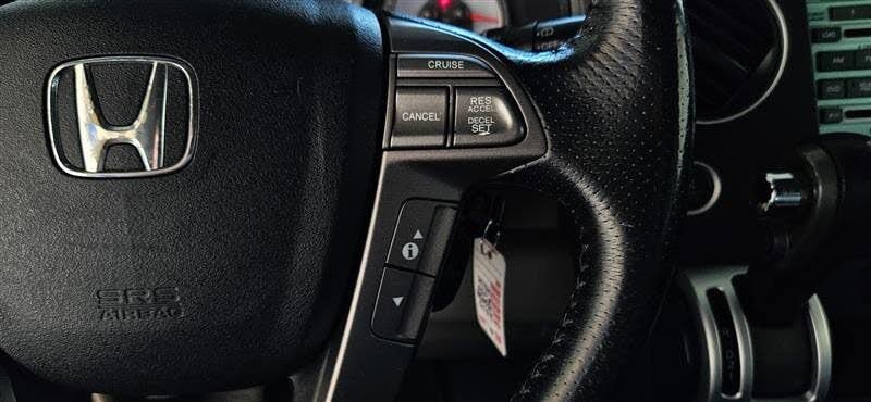 Used 2010 Honda Pilot Touring image 11