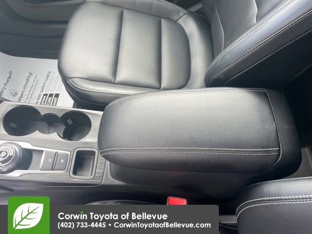 Used 2023 Ford Escape Platinum image 11