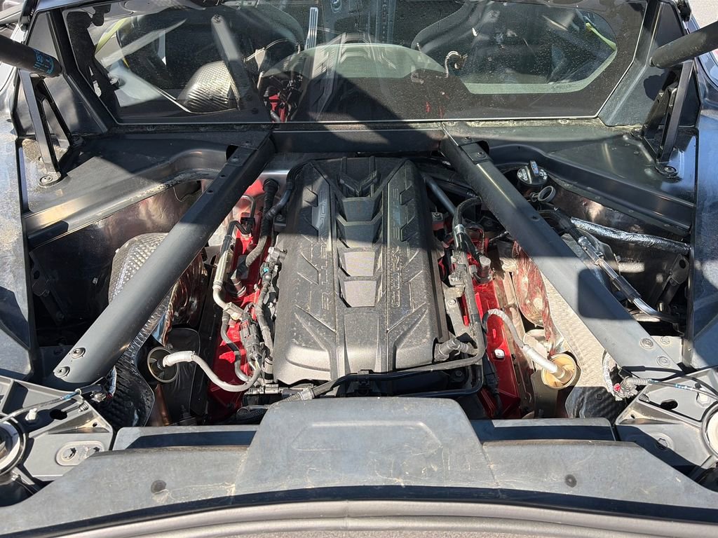 Used 2025 Chevrolet Corvette Stingray Preferred Cpe w/ Z51 Performance Package RWD image 27