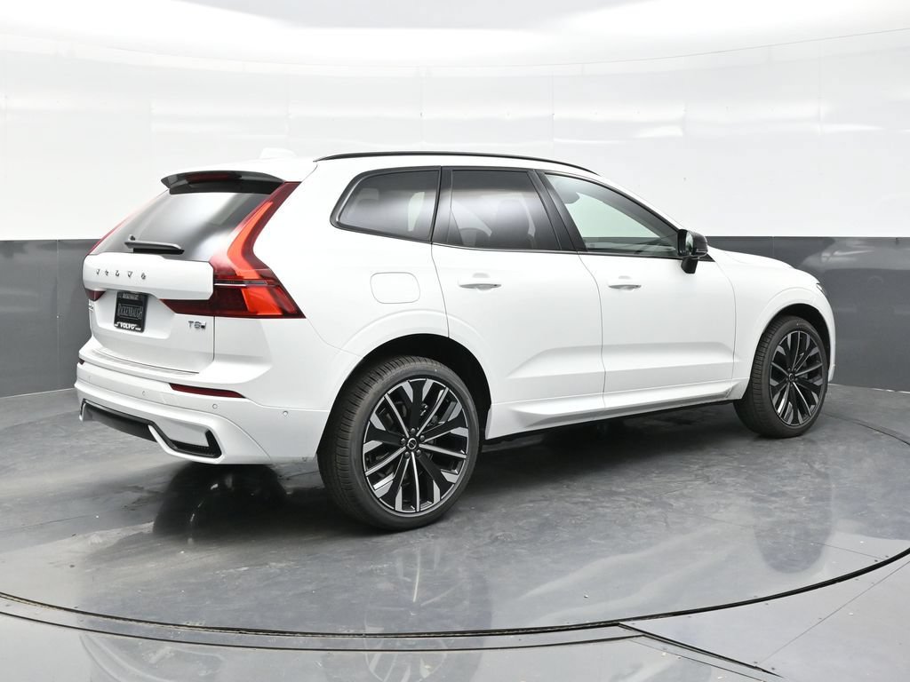 New 2026 Volvo XC60 T8 Ultra w/ Protection Package Premier AWD/4WD image 7