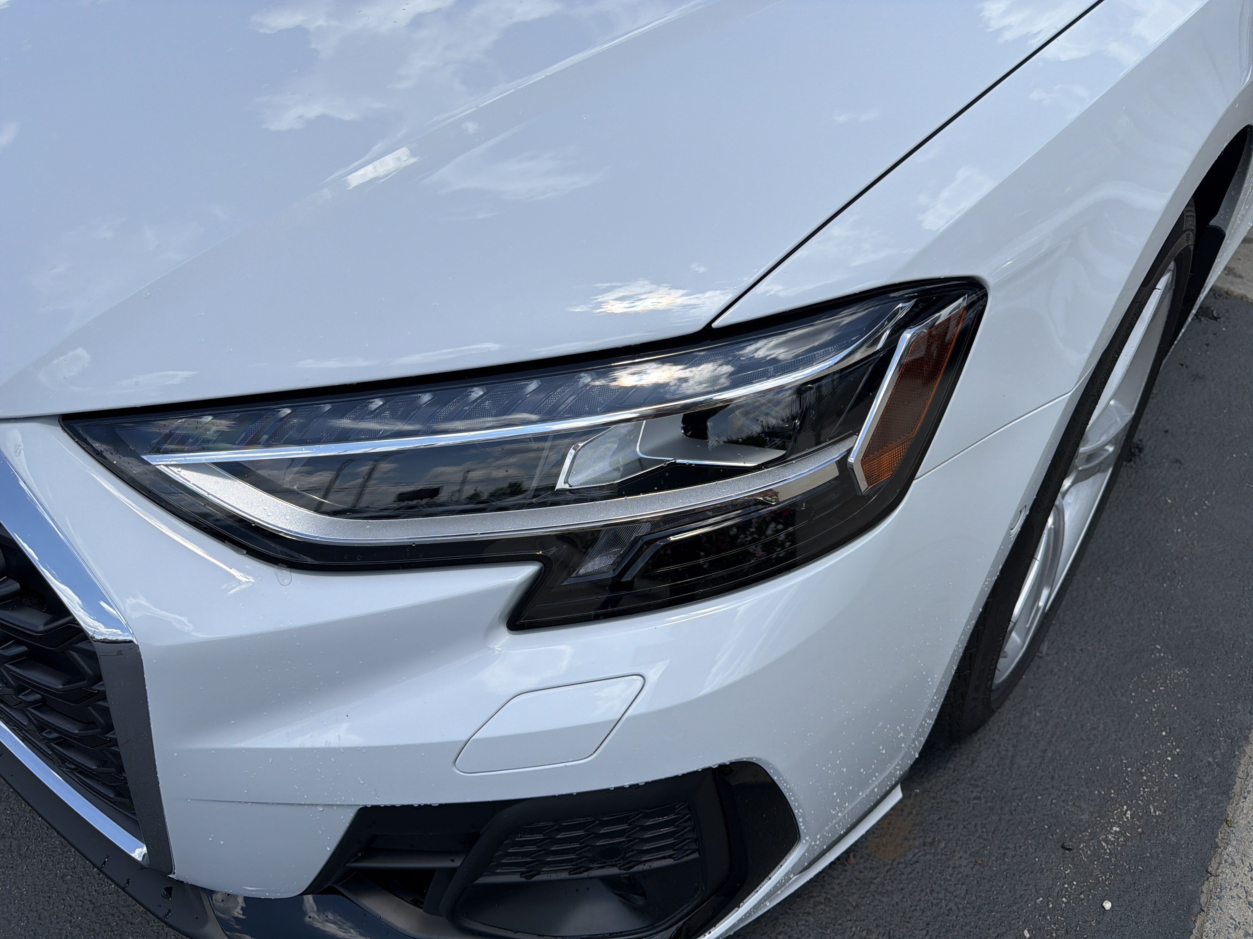 Used 2025 Audi A8 L 3.0T w/ Executive Package AWD/4WD image 5