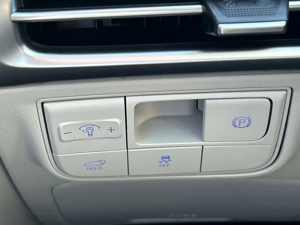 New 2026 Hyundai Tucson Limited image 27