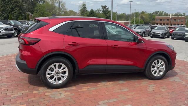 Used 2023 Ford Escape Active w/ Tech Pack #2 FWD image 3