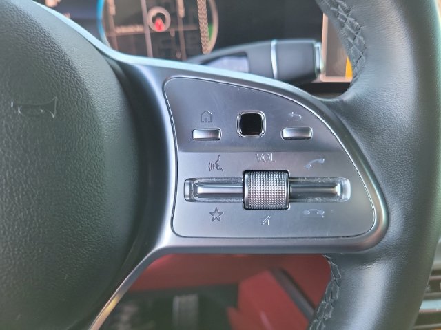 Used 2021 Mercedes-Benz G 550 image 28