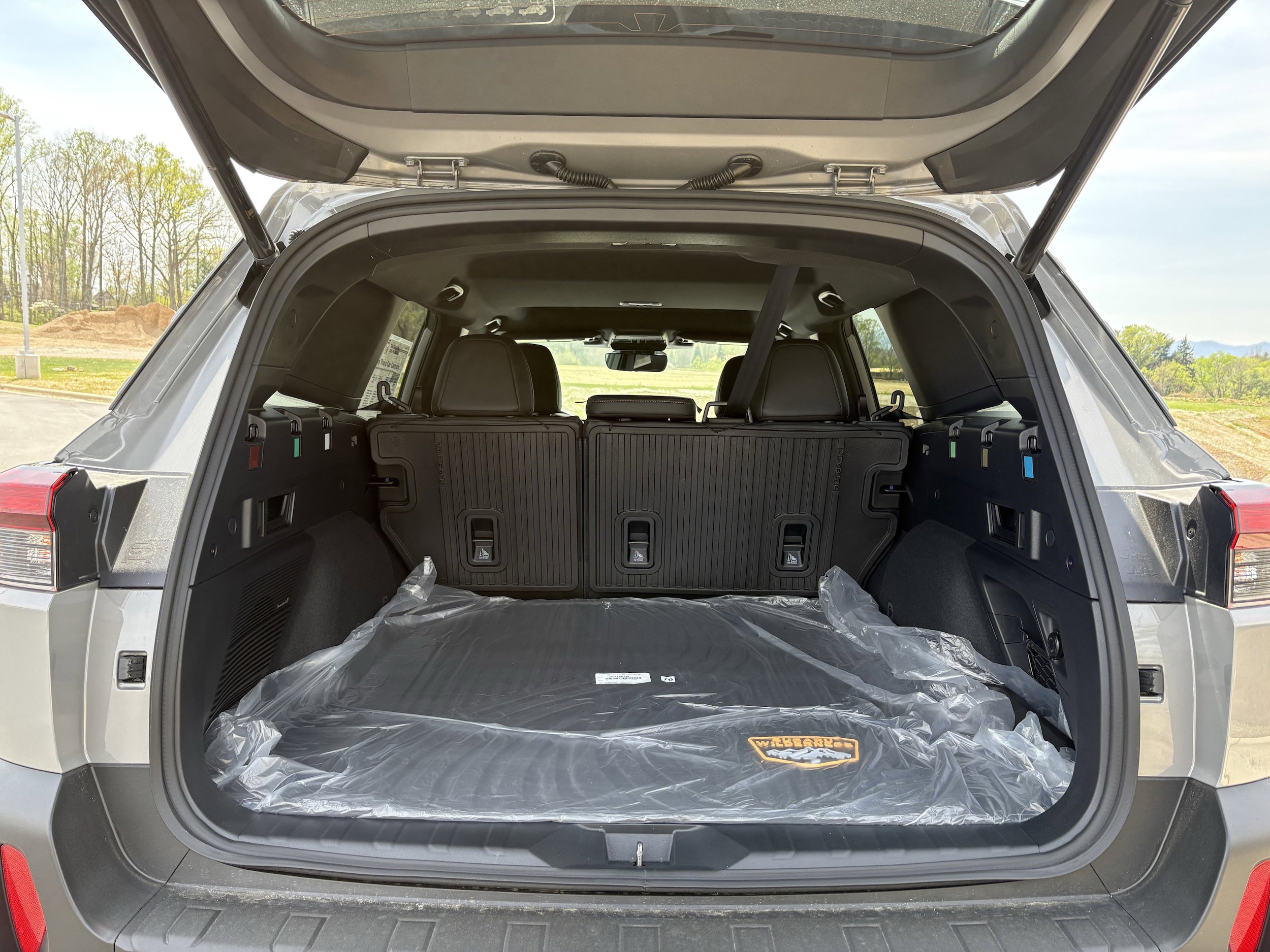 New 2026 Subaru Outback Wilderness w/ Wilderness Package AWD/4WD image 12