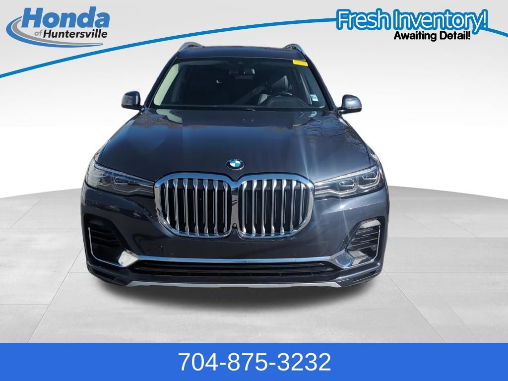 Used 2021 BMW X7 xDrive40i w/ Parking Assistance Package image 3