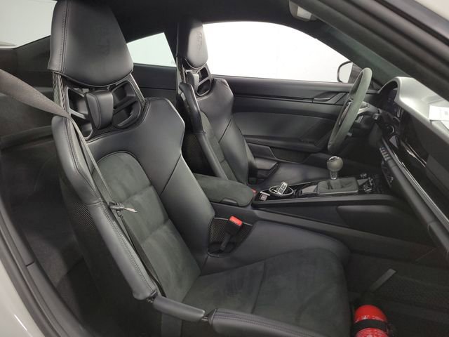 Used 2024 Porsche 911 Carrera T image 13