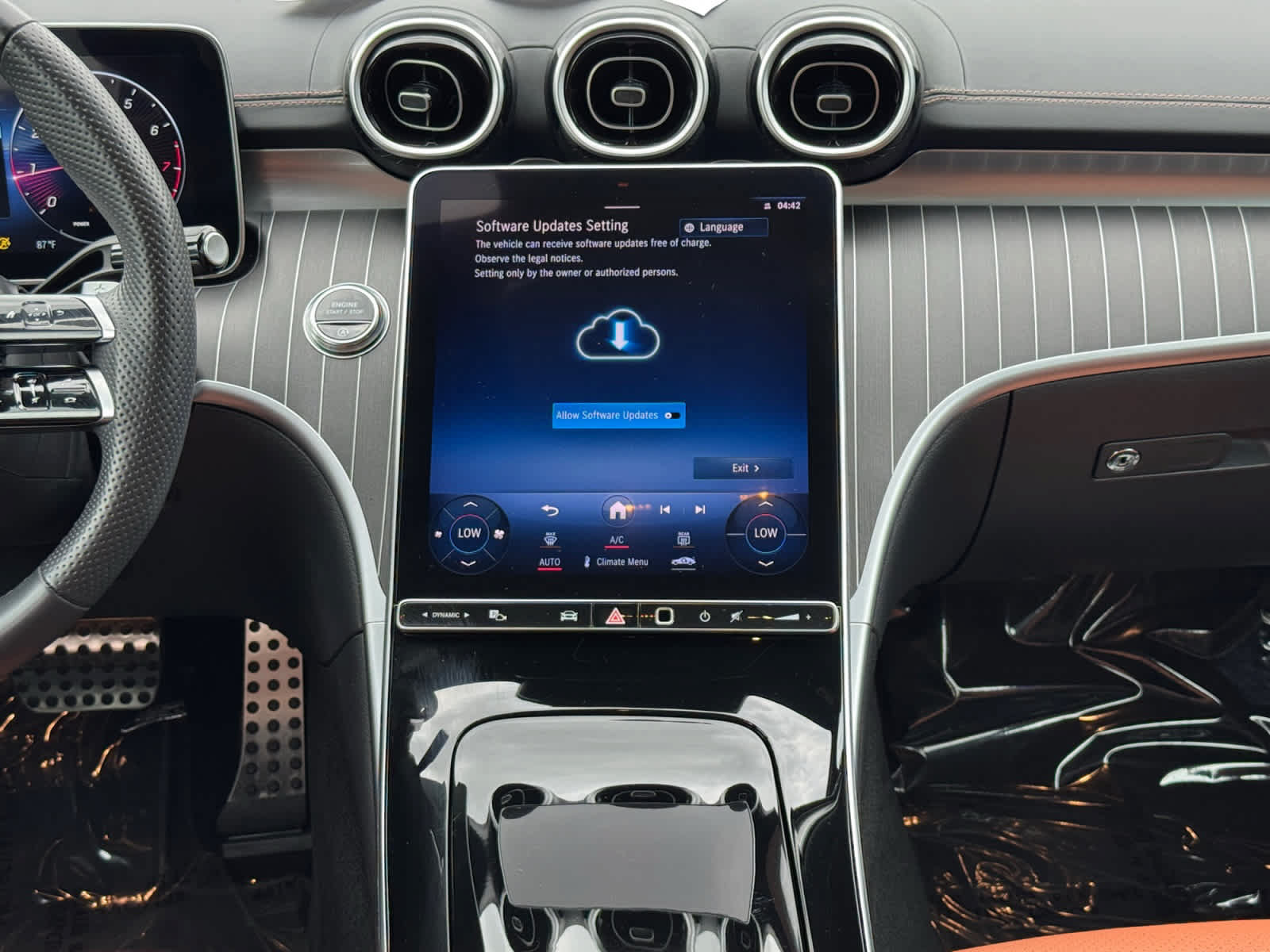 Used 2024 Mercedes-Benz C 300 4MATIC Sedan image 13