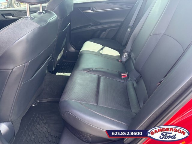 Used 2025 Toyota Camry XLE FWD image 16