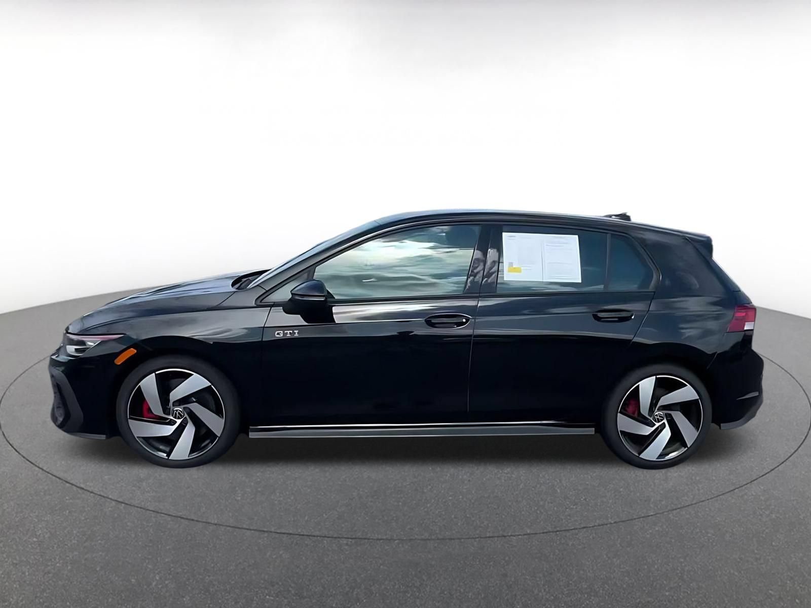 Used 2026 Volkswagen Golf S FWD image 8