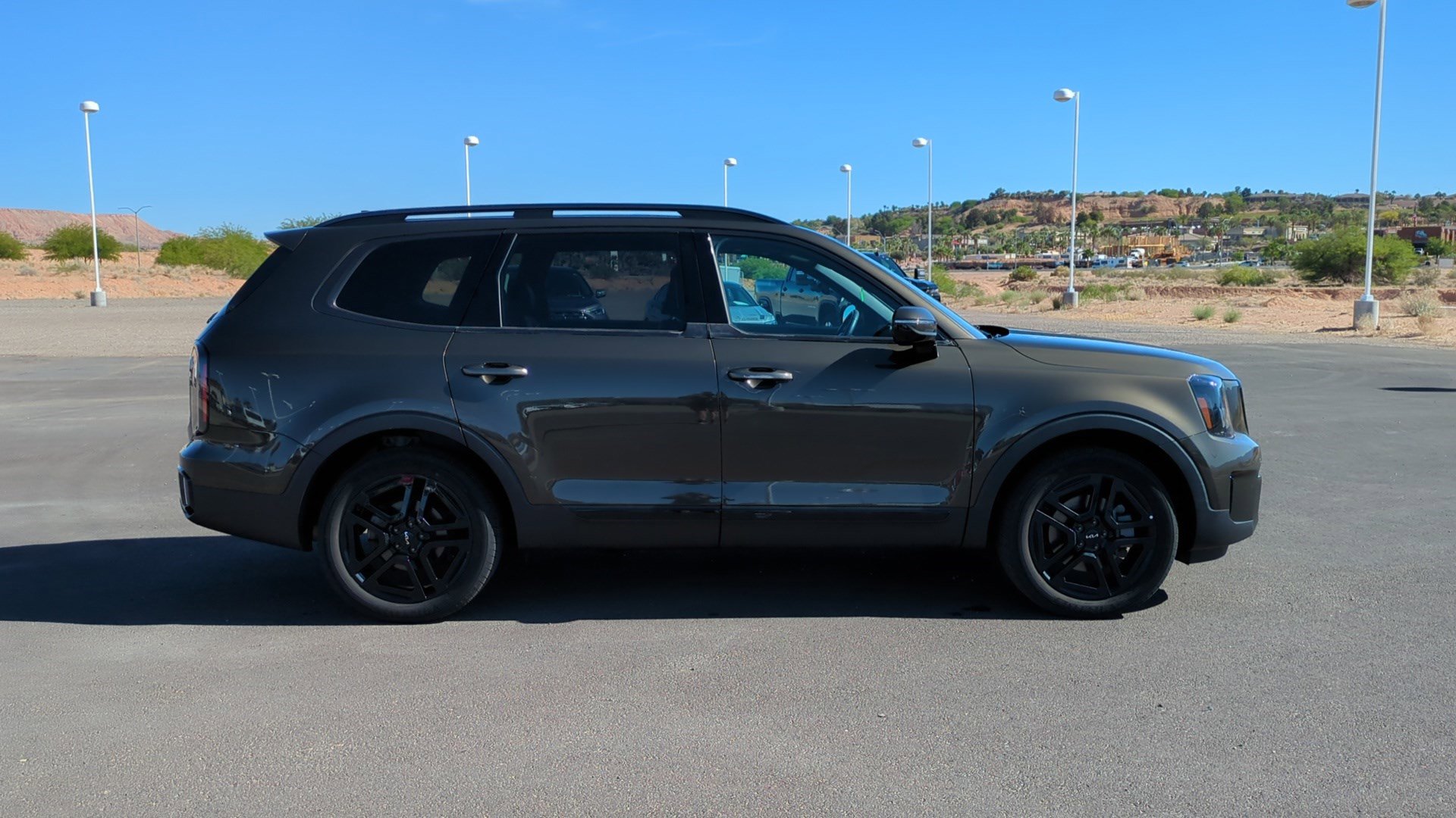 Used 2024 Kia Telluride SX X-Line image 2